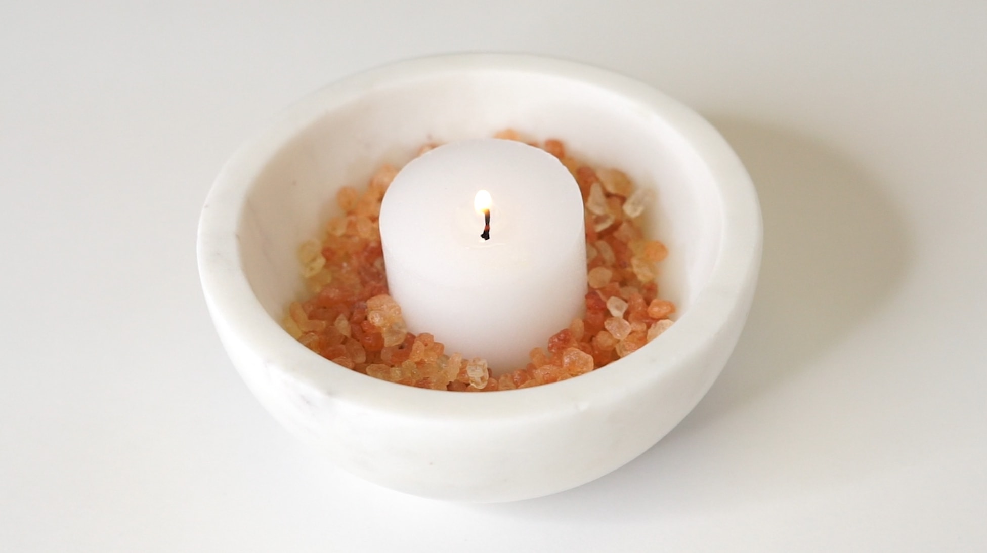 How to Make Energizing Citrus Himalayan Salt Candles DIY Himalayan Salt Candle